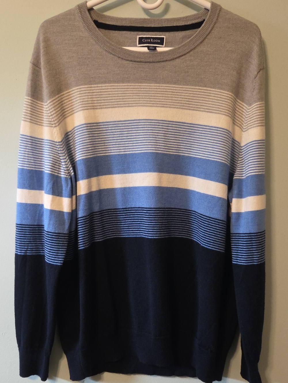 Club Room Men's Gray, White & Blue Striped Crewneck Wool Blend Sweater